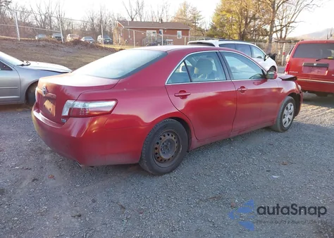 2008 Toyota Camry Hybrid z USA, uszkodzony, nr VIN 4T1BB46K38U044030